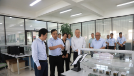 海螺集團(tuán)黨委書記、董事長楊軍蒞臨東方測控調(diào)研